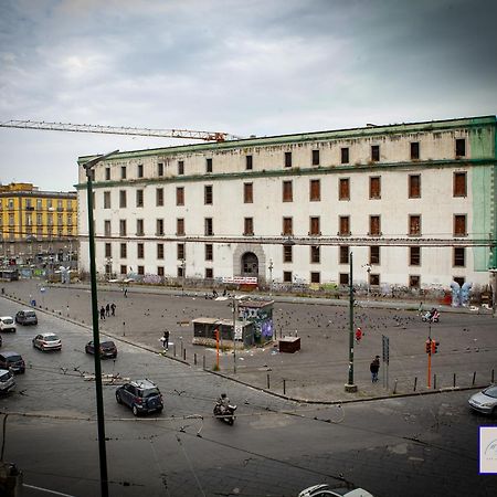 Il Regno Di Napoli Hotel Luaran gambar