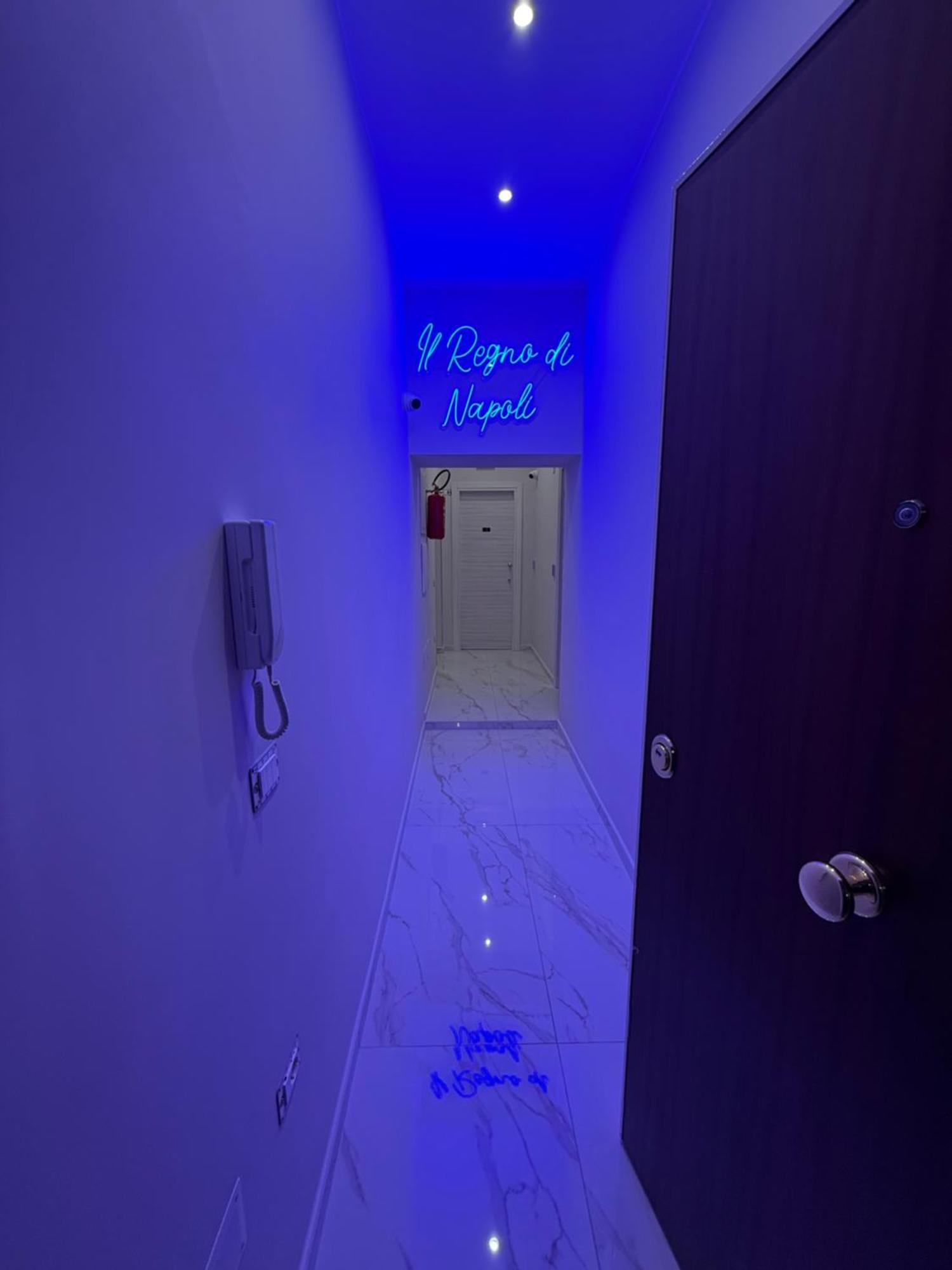 Il Regno Di Napoli Hotel Luaran gambar