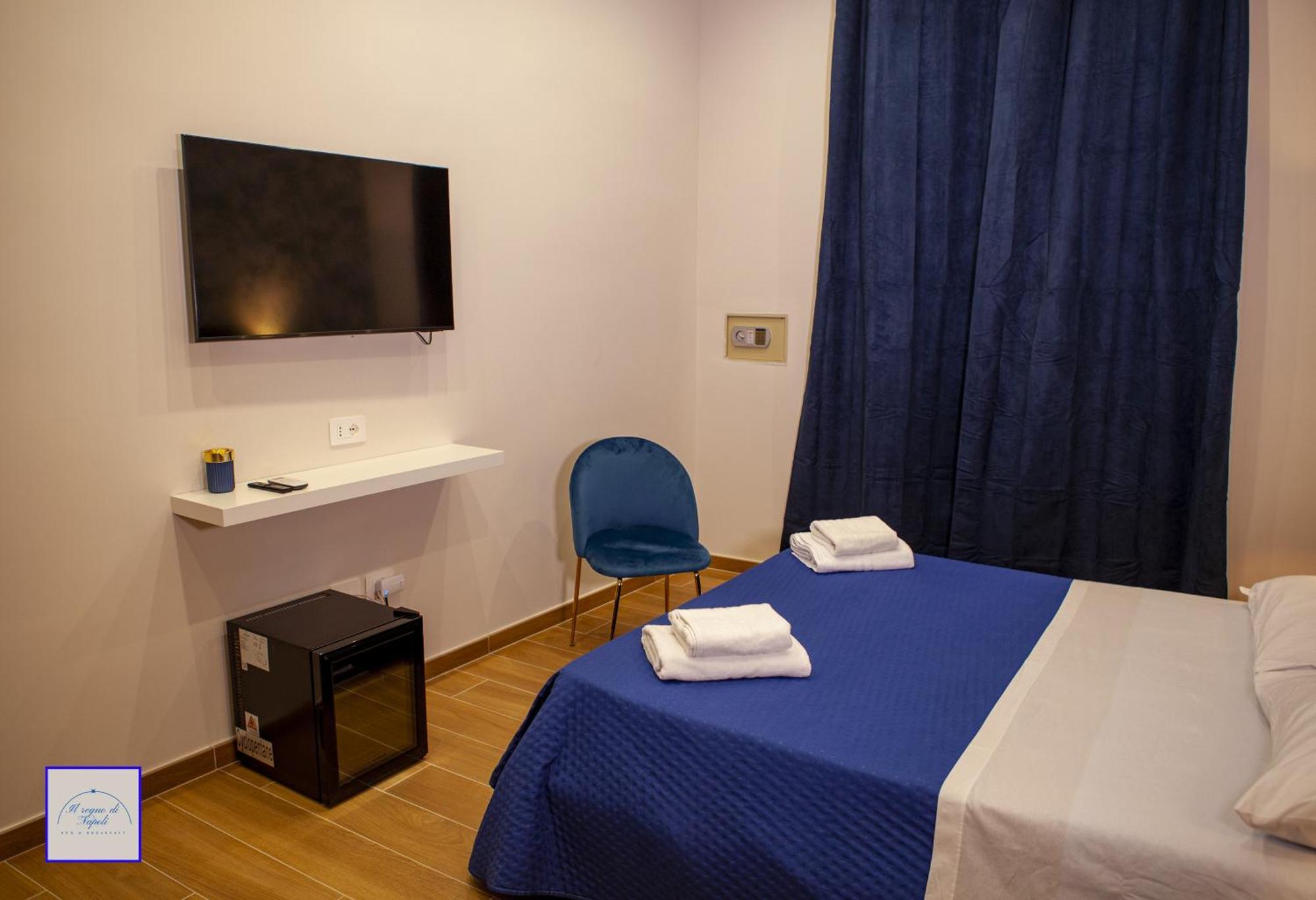 Il Regno Di Napoli Hotel Luaran gambar