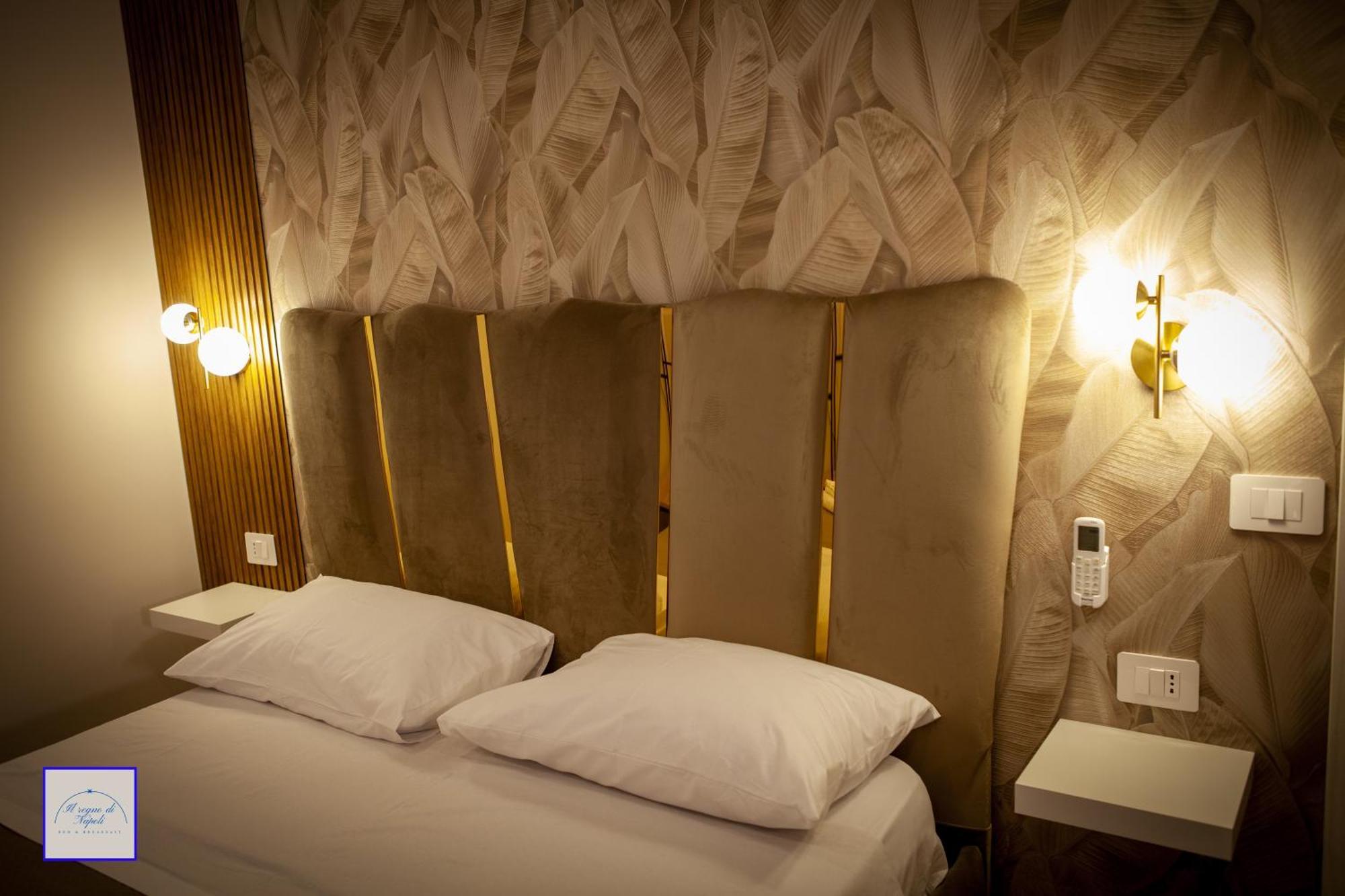 Il Regno Di Napoli Hotel Luaran gambar