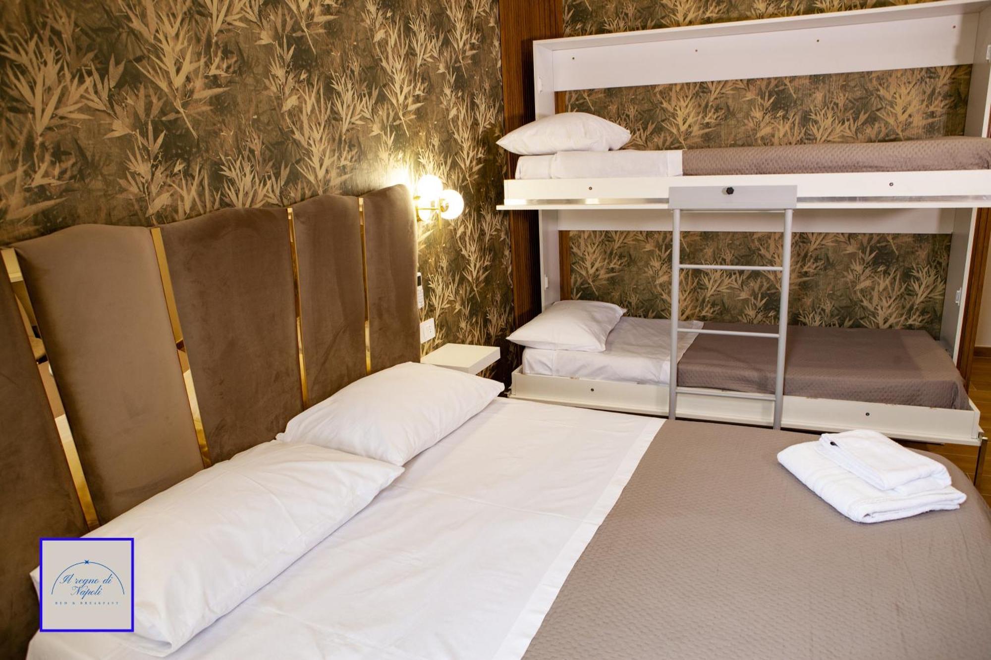 Il Regno Di Napoli Hotel Luaran gambar